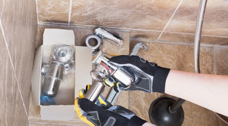 Professional gutter cleaning in Elm Grove, WI